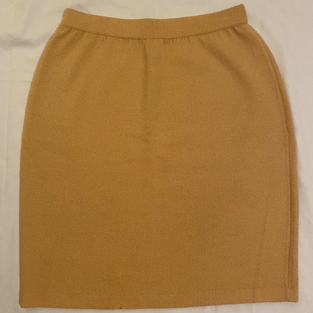 St John yellow knit skirt size 8